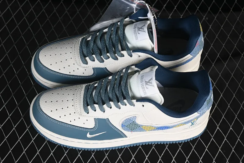 All categories Nk Air Force 1 Air Force series Nk Air Force 1 Low Air Force low-top Nike Air Force 1'07 Low LV co-branded stitching color hook Air Force 1 low-top casual sneakers DD1982-301
